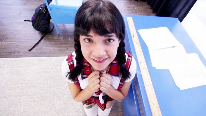 Alexa Schoolgirl