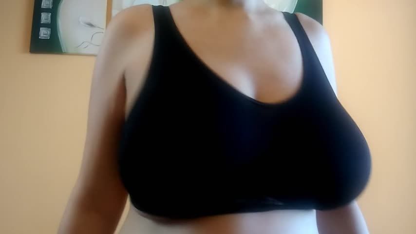 Big natural 75 H boobs drop and bouncing