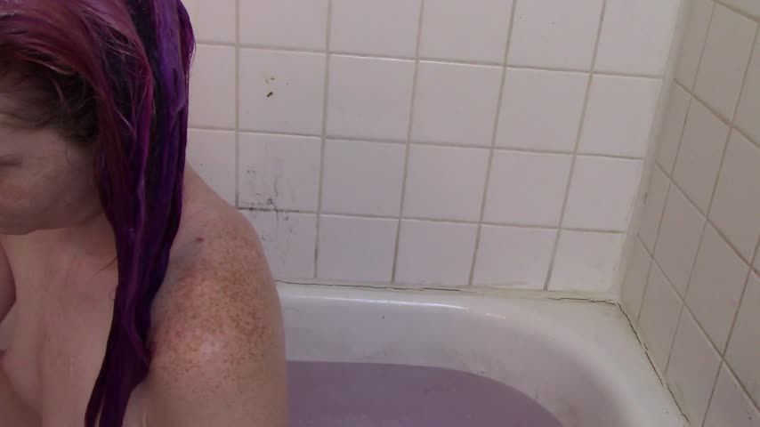 Bush to Bare: Pussy Shaving and Bath