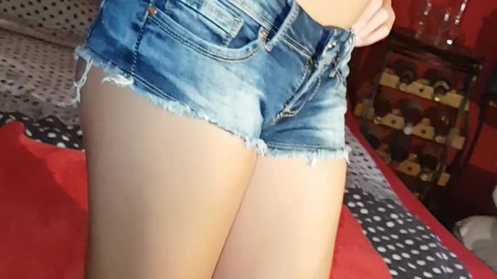 Short jeans , red high heels , squirt