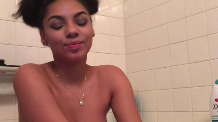 Twerking and playing around in the tub