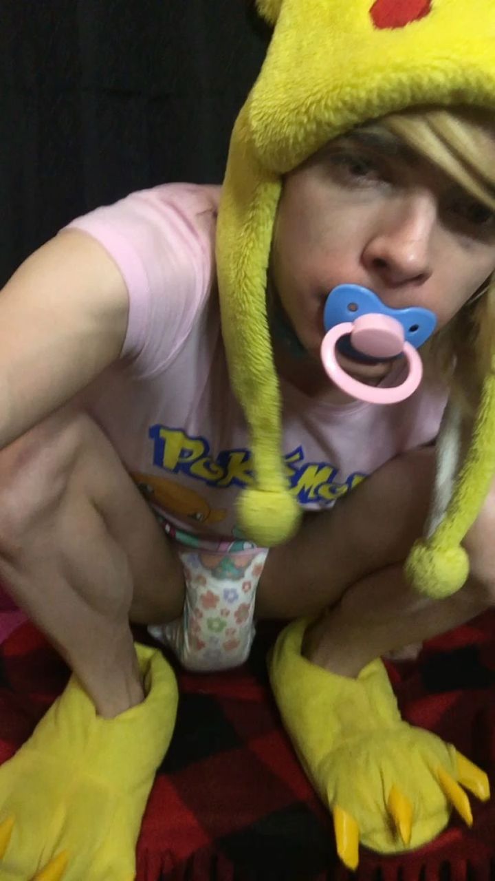 Sissy boy plays in diaper