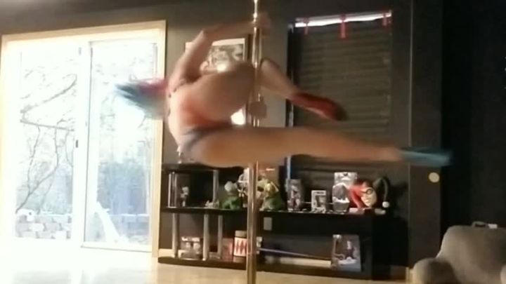 Leya Falcon Pole Dancing