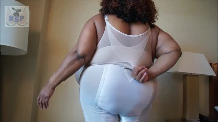 NORMA STITZ WORN OUT BRA AND GRIDDLE