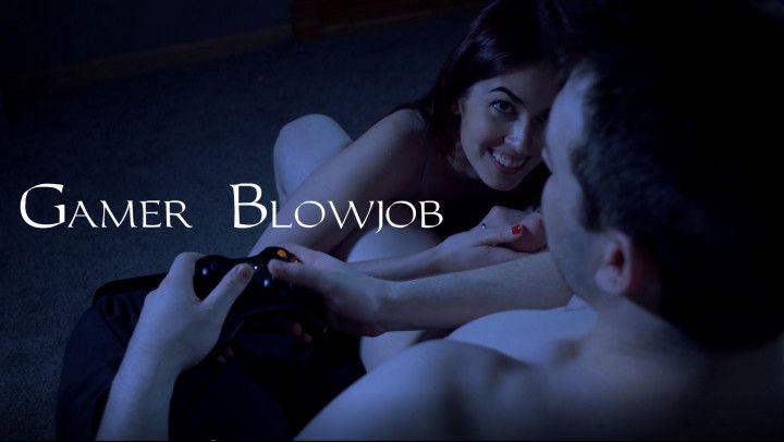 Boy Girl HD: Gamer Blowjob