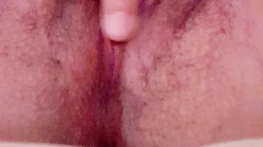 Show pussy y and fingering