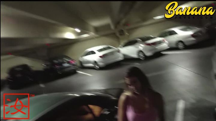 PICK UP GIRL AT VEGAS CASINO AND FUCK