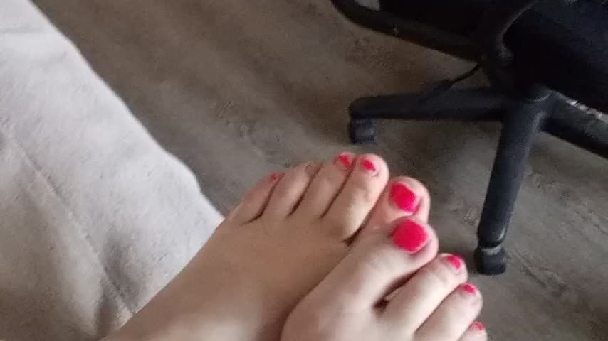 Dirty girl loves dirty feet