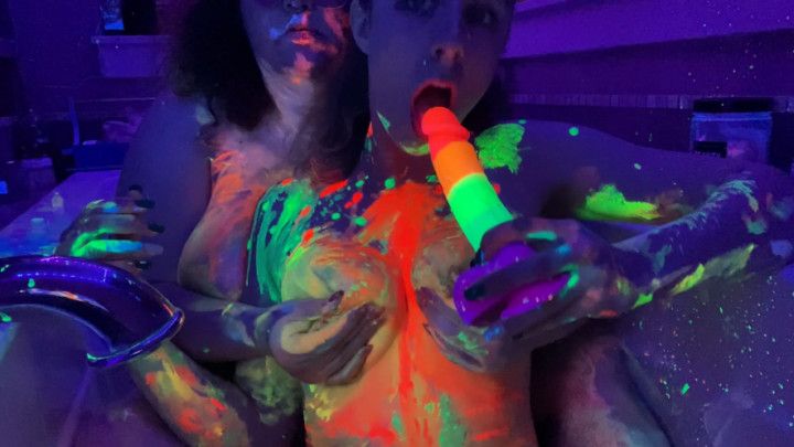 Lesbian UV paint fun