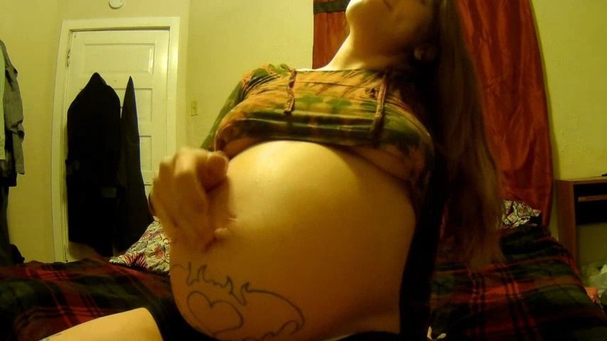 Pregnant Bellybutton Orgasm *BS