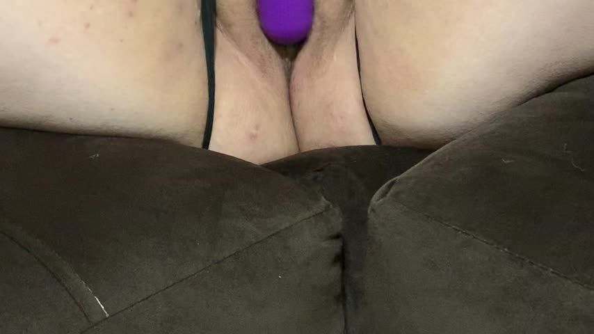Solo Pussy Play