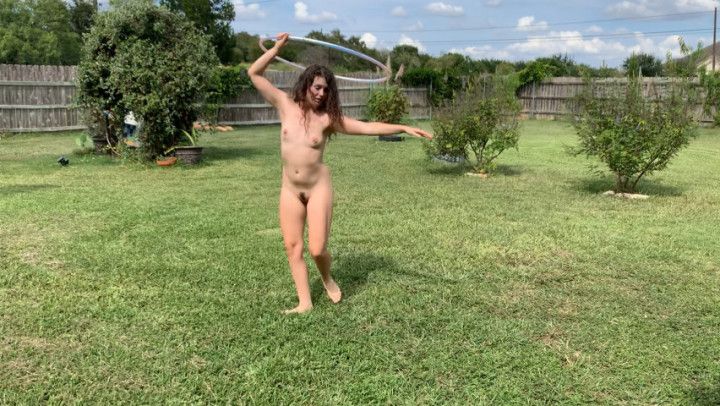 Jessa's All Nude Backyard Hooping Dance