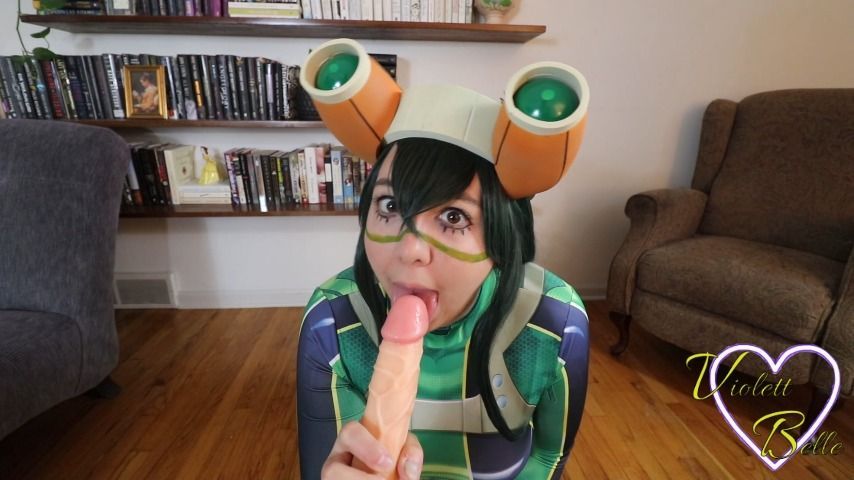 Froppy Shows Off Her Talents - Cosplay