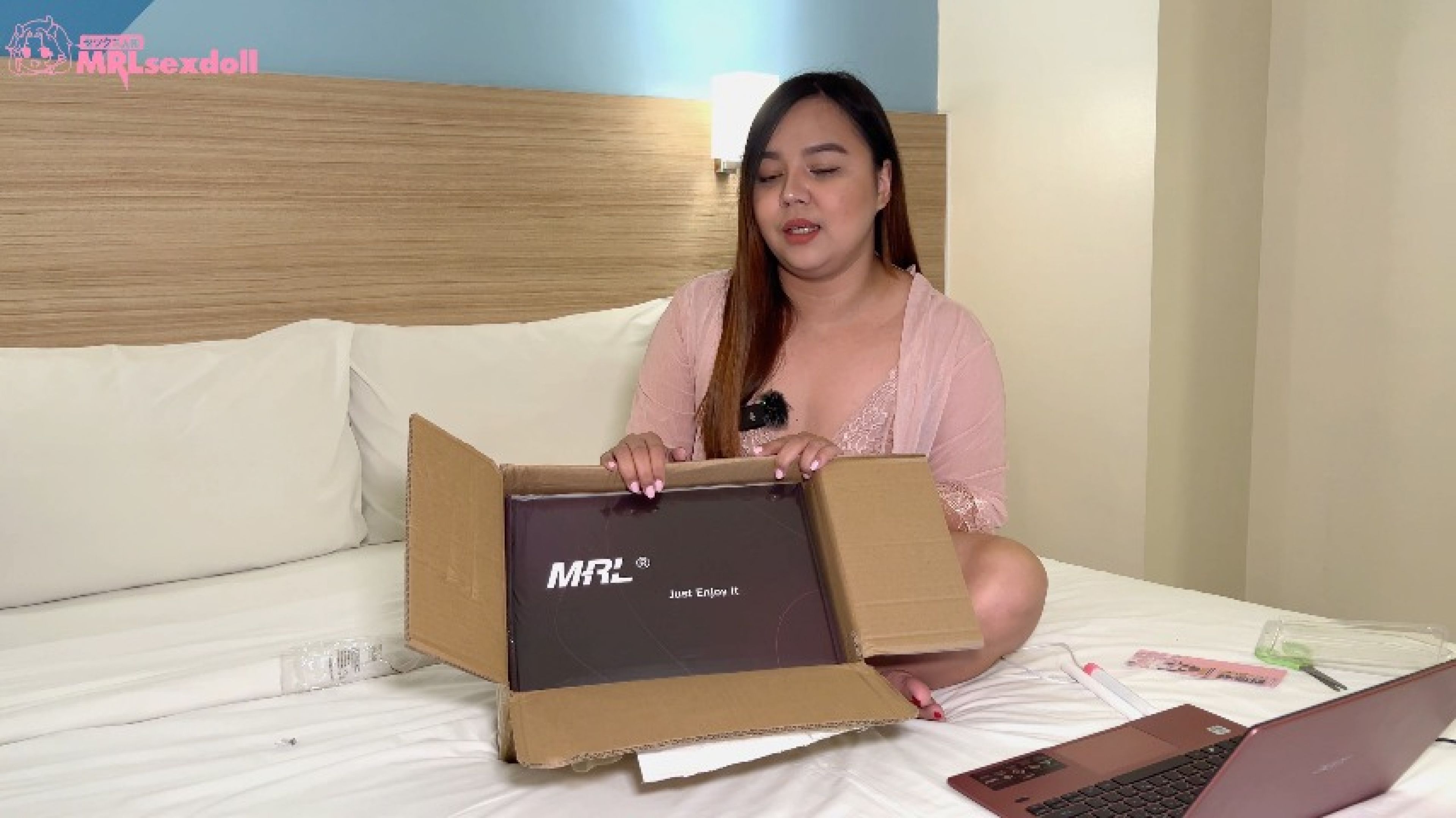 unboxing sex doll and this is the first time