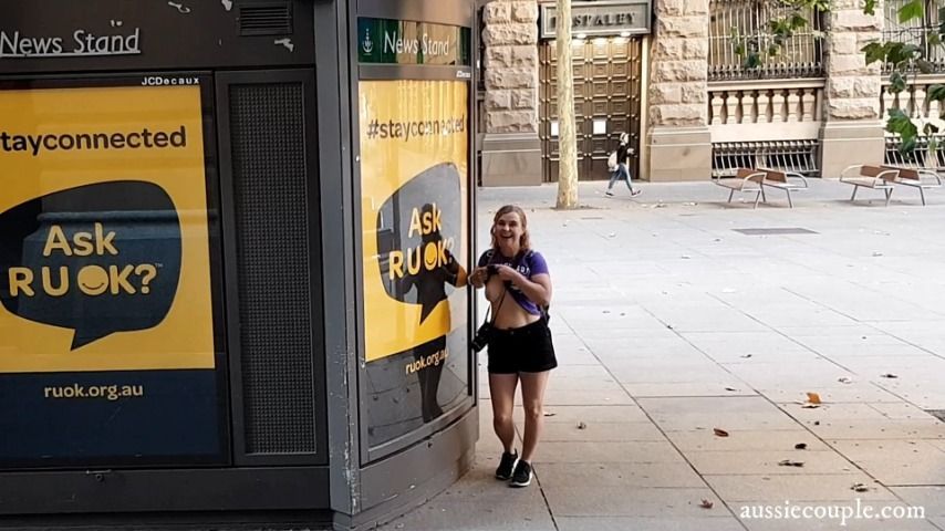 Public Titty Flashing in Sydney