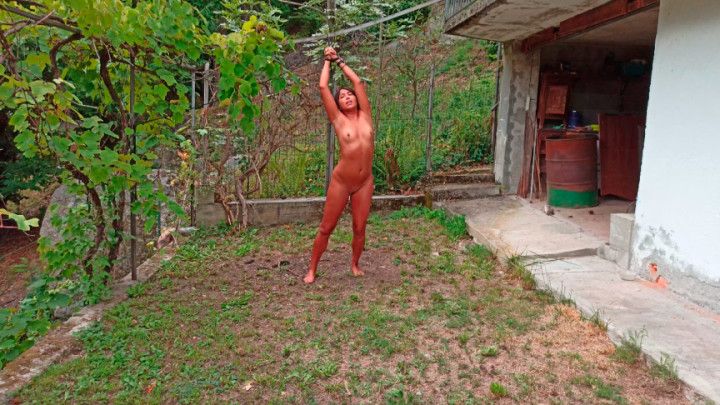 Outdoor Nude Risky Bondage