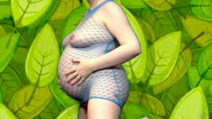 Arikajira 32 Weeks Pregnant Bump Show