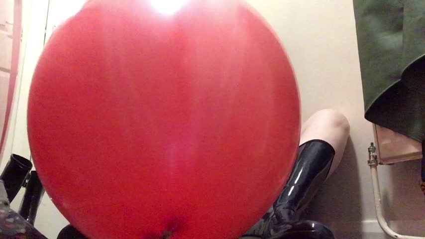 Arikajira Balloon Popping BBW Fetish 2