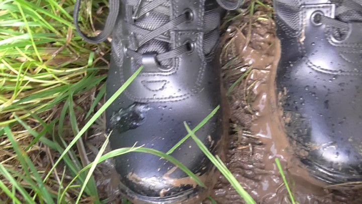 muddy boot heels