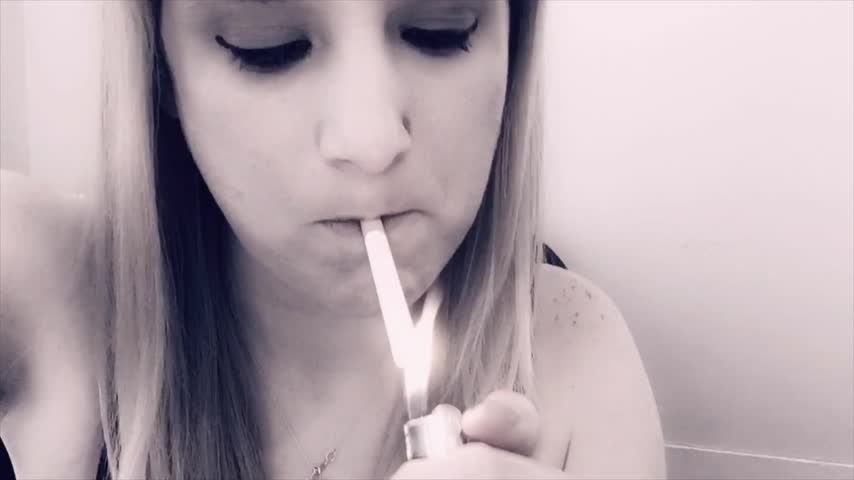 Smoke Fetish - 4 Panes