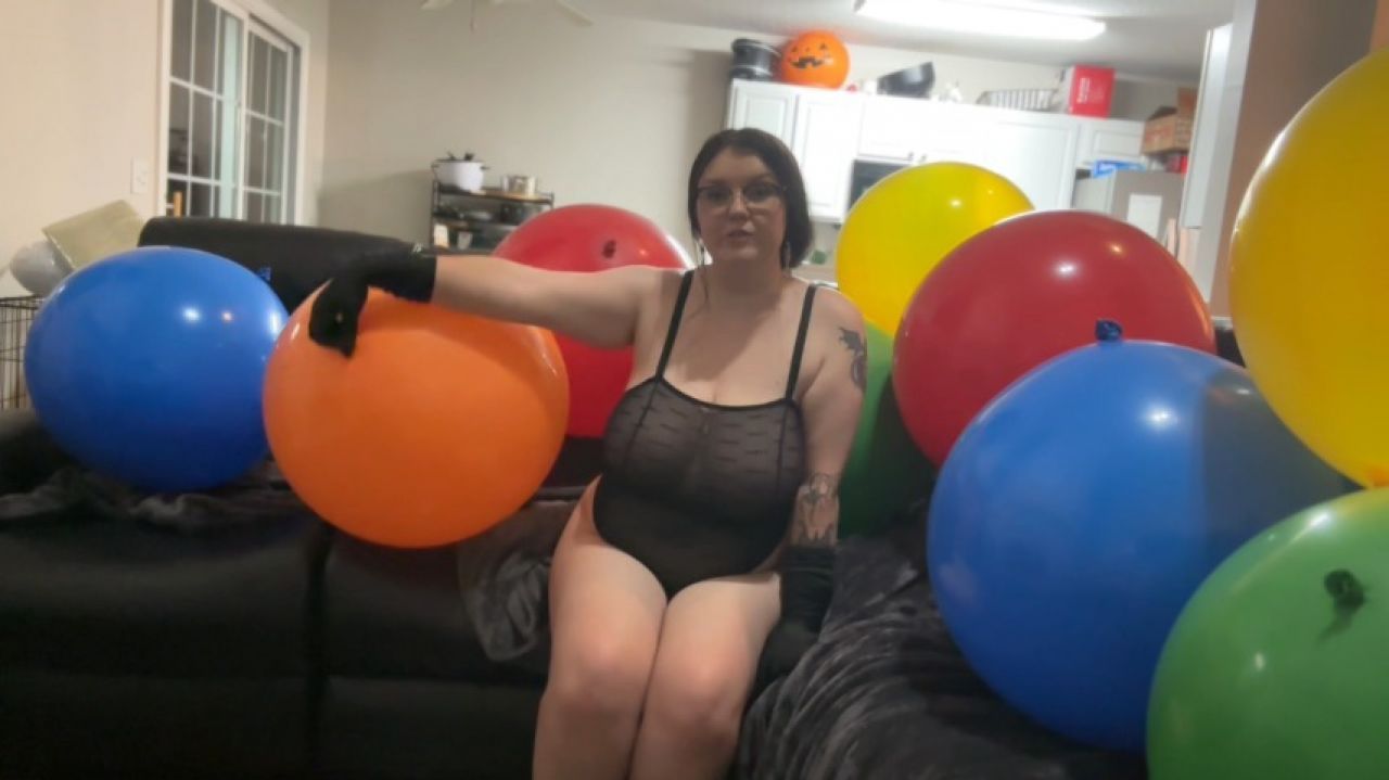 Popping Massive 36 inch Balloons