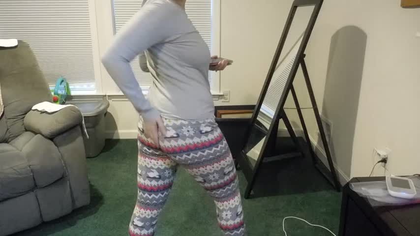 Ass tease w my wintery leggings