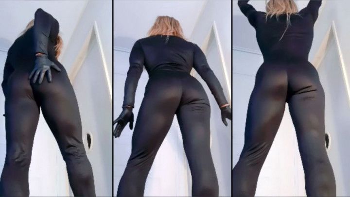 ASS IN BLACK CATSUIT