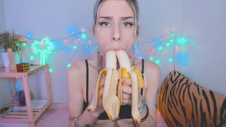 Silly Banana Blowjob