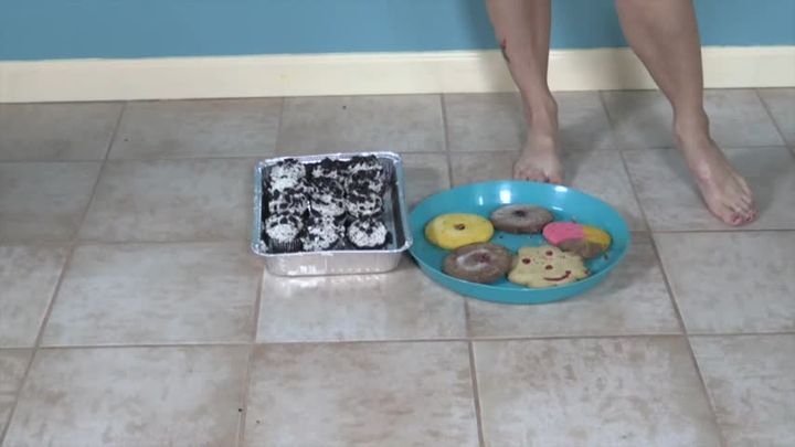 COOKIES AND CAKE