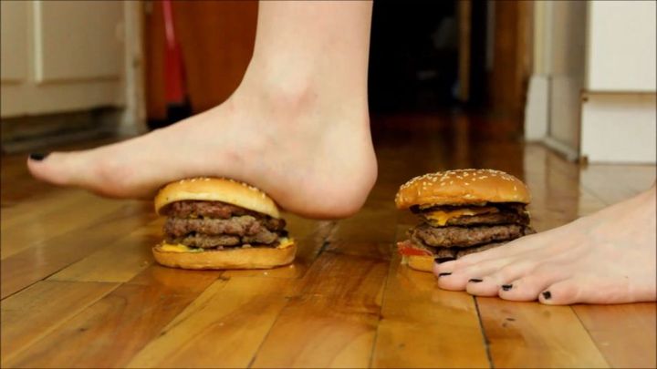 Hamburger Foot Crush with Big feet