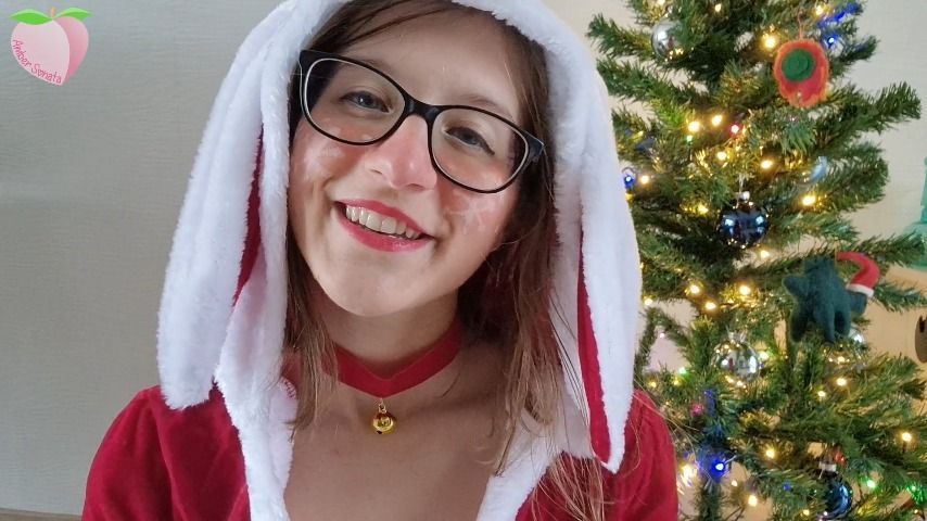 Blowjob Kisses from the Christmas Bunny