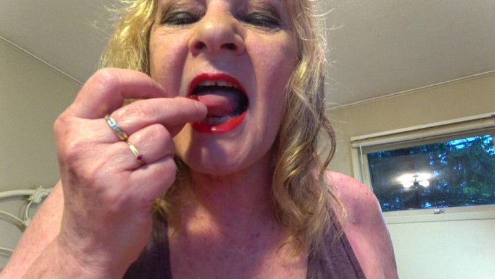 Giantess red lips will chew you and swal