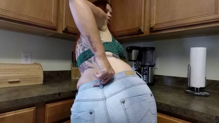 My booty in them Jeans