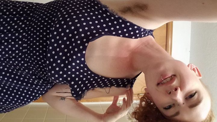 Innocent roommate shows her armpits