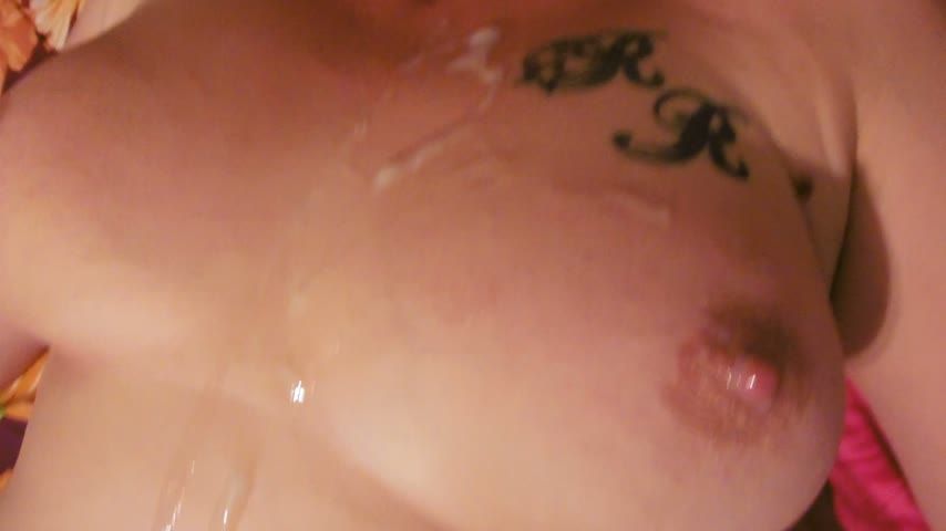 Blowjob and sprayed on my tits