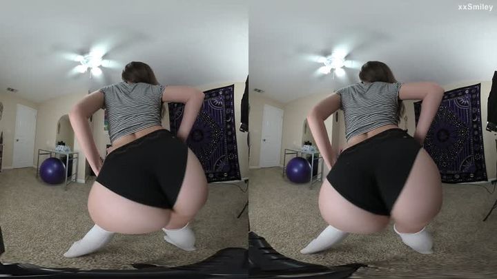 Whitegirl Booty in VR JOI