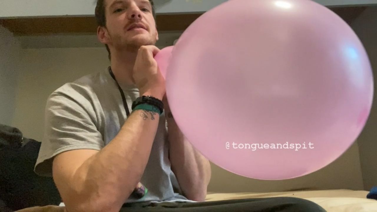 William Blowing Balloons Part9 Video1