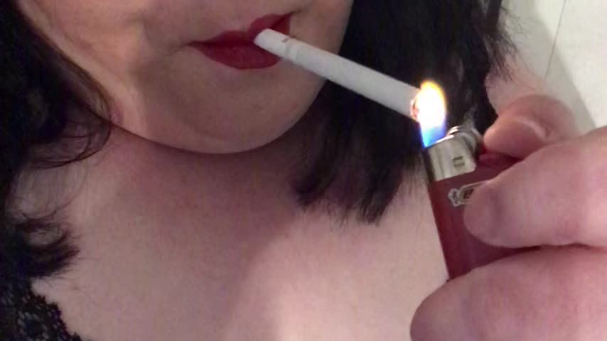 Red lips, Smoking and Teasing