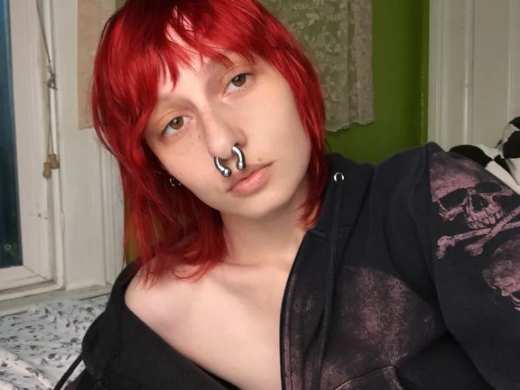 PoutyAngel session image