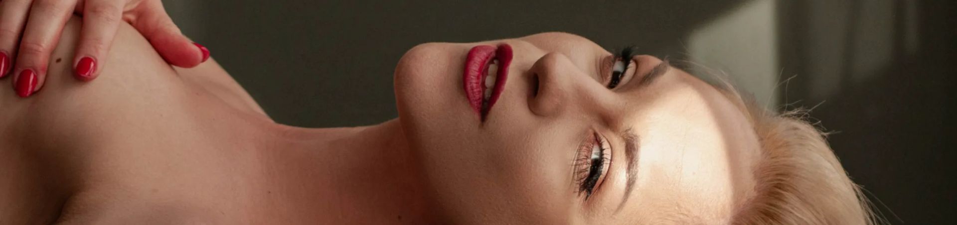 Scheduled show banner