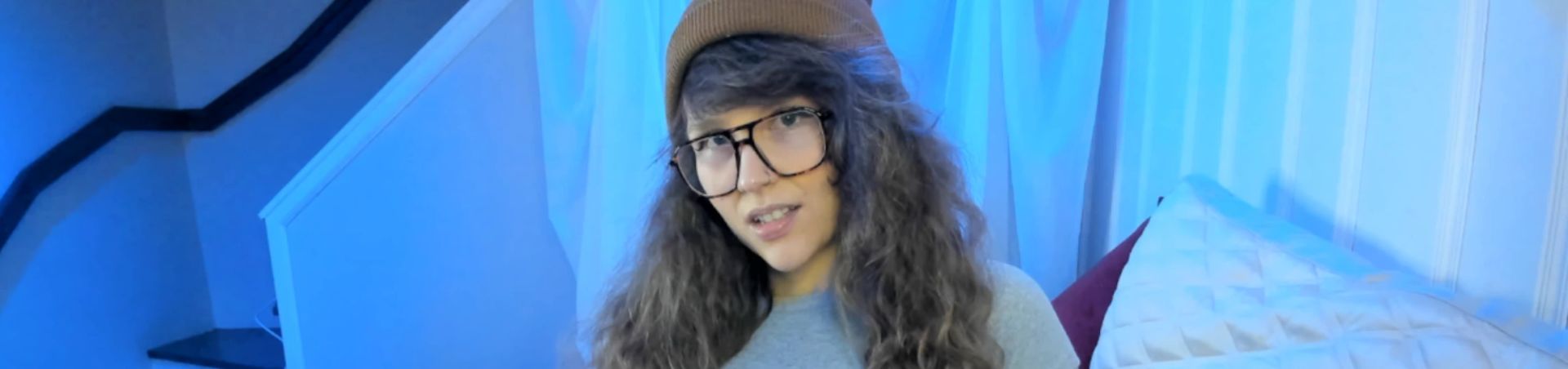 Scheduled show banner