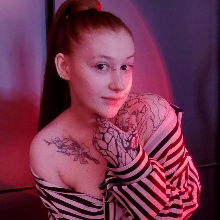 AylaRoy session image