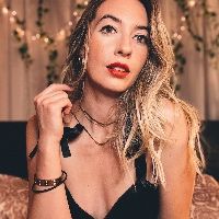 ElectricApril avatar