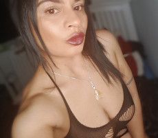 Exotic busty Toya uk avatar