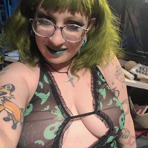 Curvy Siren avatar