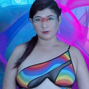 IzzieMilan avatar