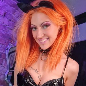 Kittyneonx avatar