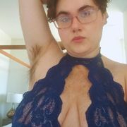 RoryTheWhore avatar