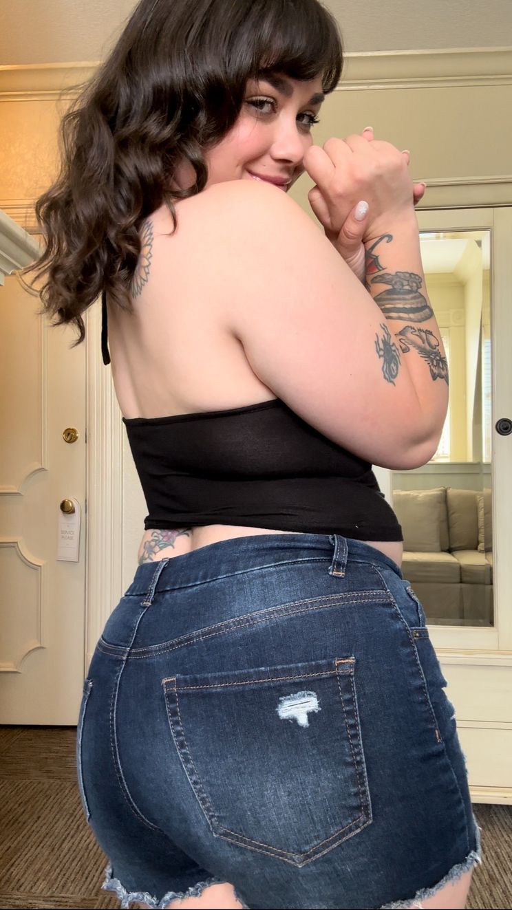 Profile picture of LouiseArmana