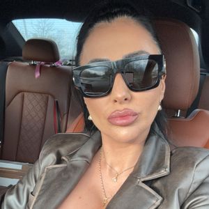 Mistress Kennya avatar